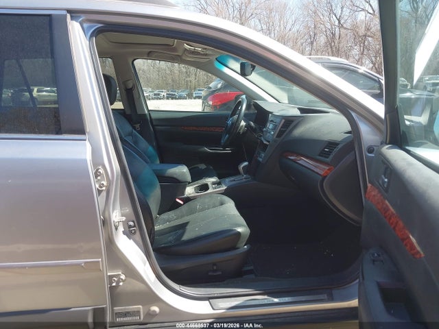 2011 Subaru Outback 3.6r Limited მანქანა იყიდება აუქციონზე, vin: 4S4BRDKC0B2445452, აუქციონის ნომერი: 44668537
