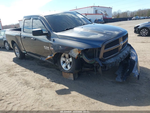 44668546 :رقم المزاد ، 1C6RR7FT5JS351104 vin ، 2018 Ram 1500 Express  4x4 6'4 Box مزاد بيع