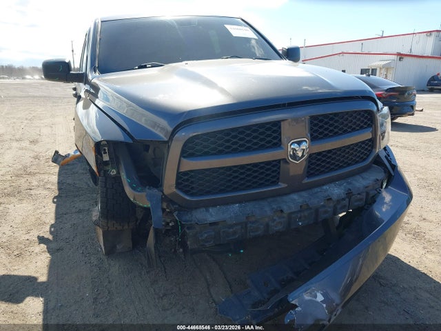 Продажа на аукционе авто 2018 Ram 1500 Express  4x4 6'4 Box, vin: 1C6RR7FT5JS351104, номер лота: 44668546