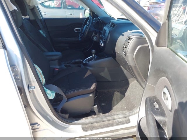 Продажа на аукционе авто 2017 Kia Soul !, vin: KNDJN2A20H7484580, номер лота: 44668547