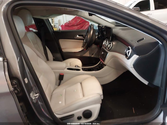 WDCTG4GB0GJ239750 Mercedes-Benz Gla 250 4matic