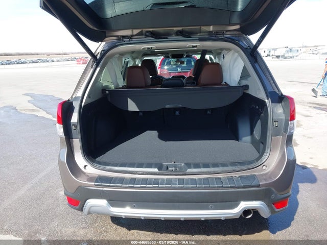 Продажа на аукционе авто 2022 Subaru Forester Touring, vin: JF2SKARC1NH505917, номер лота: 44668553