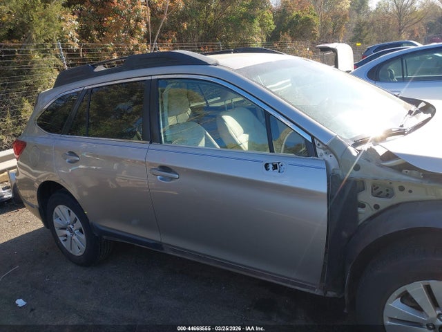 Продажа на аукционе авто 2018 Subaru Outback 2.5i Premium, vin: 4S4BSAFC5J3318721, номер лота: 44668555