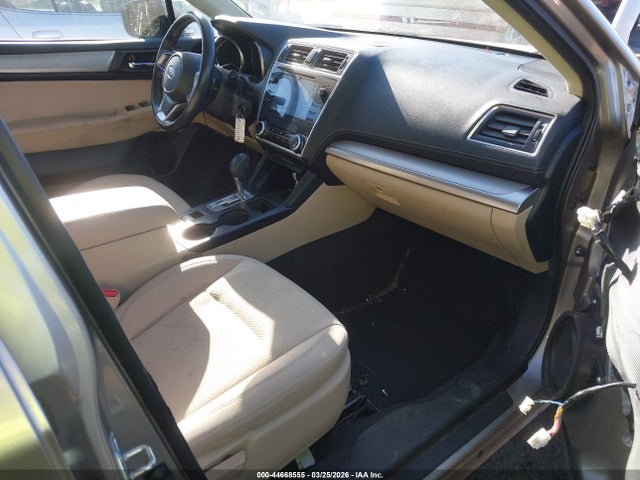 Продажа на аукционе авто 2018 Subaru Outback 2.5i Premium, vin: 4S4BSAFC5J3318721, номер лота: 44668555