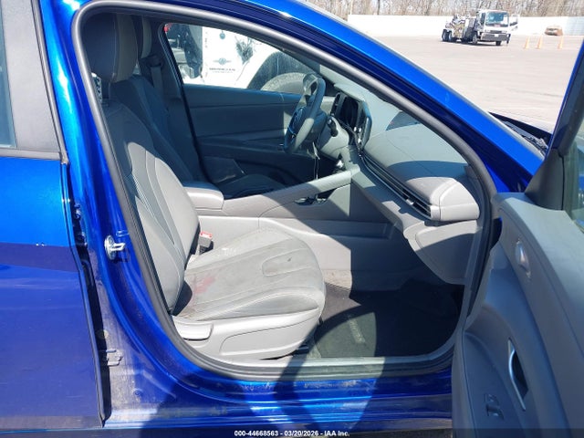 44668563 :رقم المزاد ، KMHLM4AG0PU484805 vin ، 2023 Hyundai Elantra Sel مزاد بيع