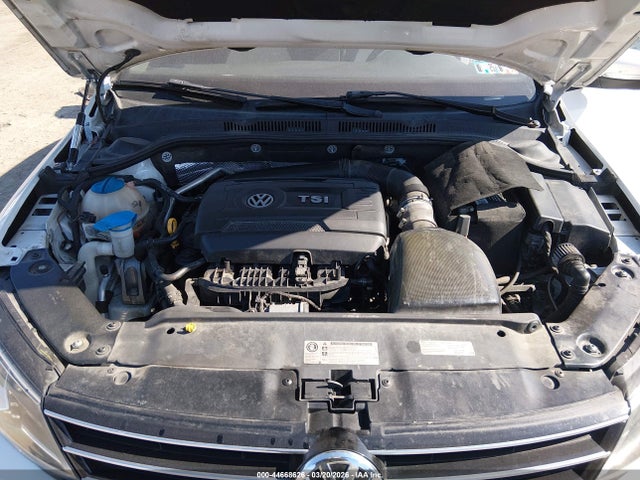3VWD17AJ1FM336886 Volkswagen Jetta 1.8t Sport