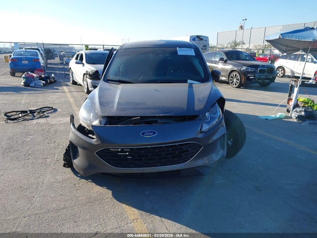 1FMCU0G6XMUA46800 Ford ESCAPE SE