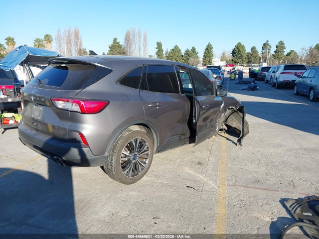 1FMCU0G6XMUA46800 Ford ESCAPE SE