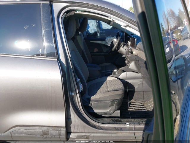 1FMCU0G6XMUA46800 Ford ESCAPE SE