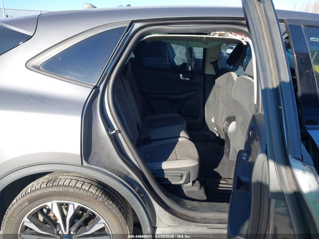 1FMCU0G6XMUA46800 Ford ESCAPE SE