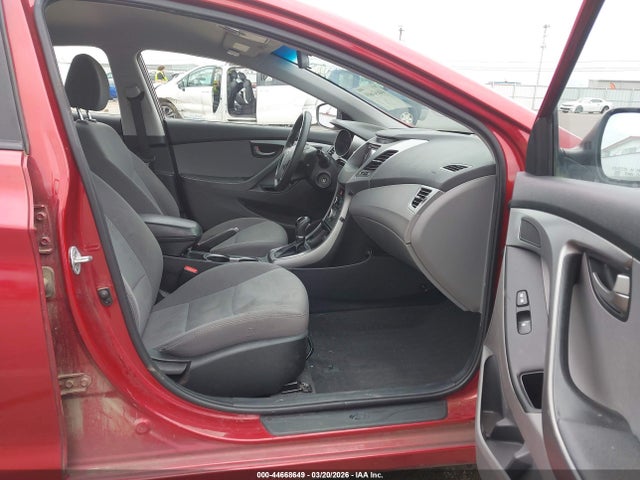 Продаж на аукціоні авто 2016 Hyundai Elantra Se, vin: 5NPDH4AEXGH695743, номер лоту: 44668649