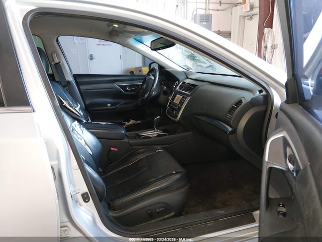 Продаж на аукціоні авто 2017 Nissan Altima 2.5 Sl, vin: 1N4AL3AP5HC212904, номер лоту: 44668669