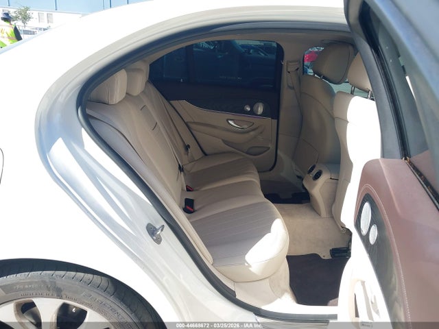 2017 MERCEDES-BENZ E 300 WDDZF4JB9HA245131 Photo 7
