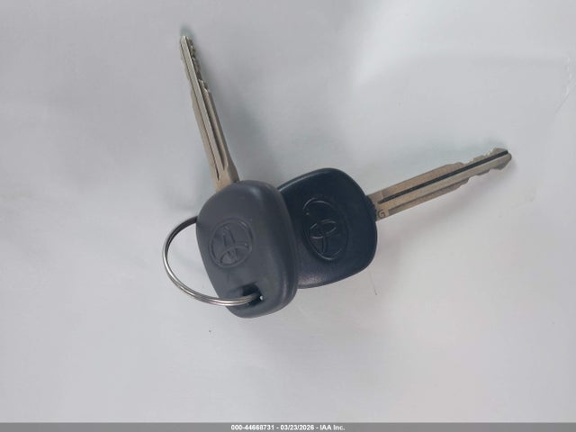 44668731 :رقم المزاد ، 5TDKK3DCXCS242014 vin ، 2012 Toyota Sienna Le V6 8 Passenger مزاد بيع