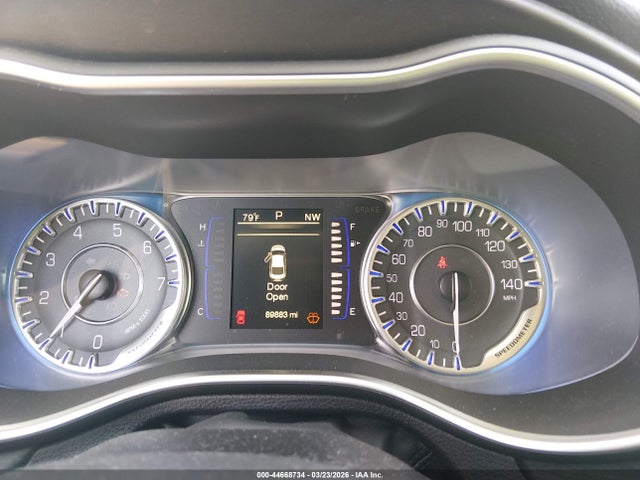 Продажа на аукционе авто 2015 Chrysler 200 Limited, vin: 1C3CCCAB4FN503245, номер лота: 44668734