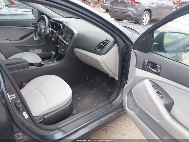 Продажа на аукционе авто 2015 Kia Optima Lx, vin: KNAGM4A7XF5543029, номер лота: 44668737