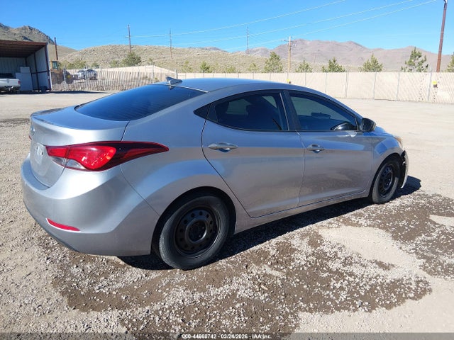 5NPDH4AE0GH695685 Hyundai ELANTRA SE