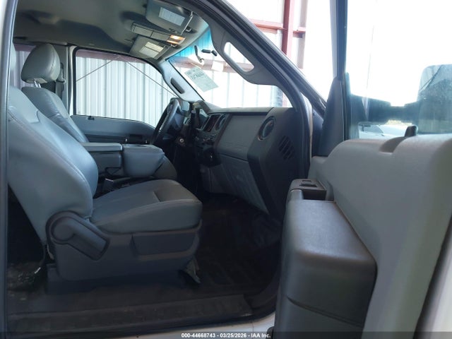 Ford F-350 Xl 2014 1FT8X3AT3EEA97665 Image 5