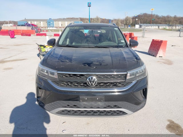 2022 Volkswagen Taos 1.5t Se მანქანა იყიდება აუქციონზე, vin: 3VVRX7B28NM095763, აუქციონის ნომერი: 44668747