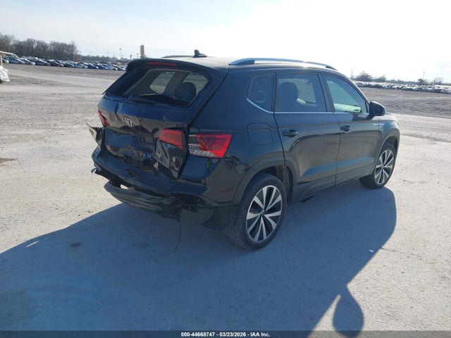 2022 Volkswagen Taos 1.5t Se მანქანა იყიდება აუქციონზე, vin: 3VVRX7B28NM095763, აუქციონის ნომერი: 44668747