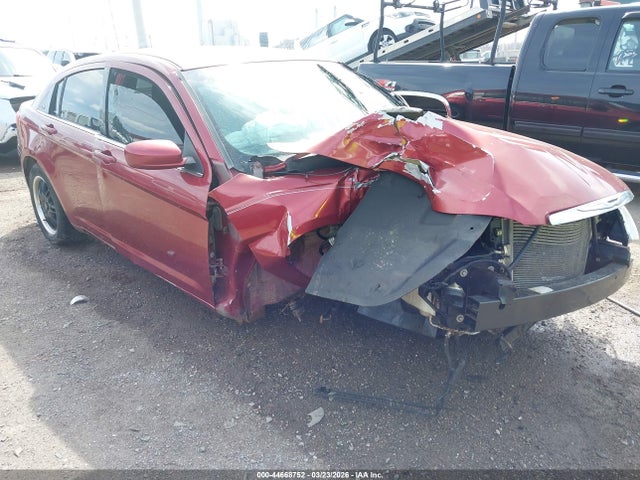 Продажа на аукционе авто 2014 Chrysler 200 Lx, vin: 1C3CCBABXEN141625, номер лота: 44668752
