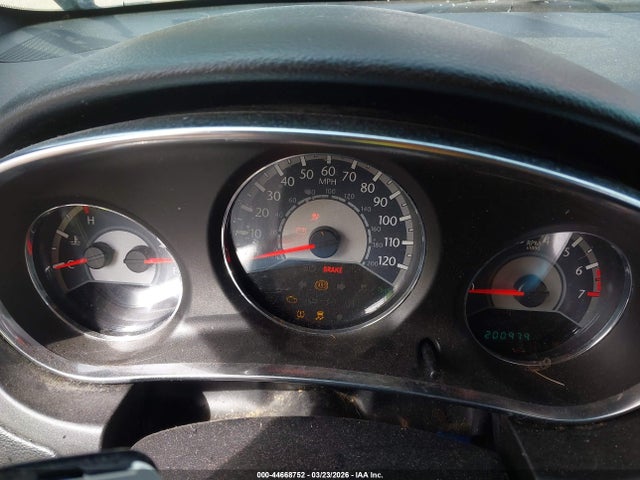 Продажа на аукционе авто 2014 Chrysler 200 Lx, vin: 1C3CCBABXEN141625, номер лота: 44668752