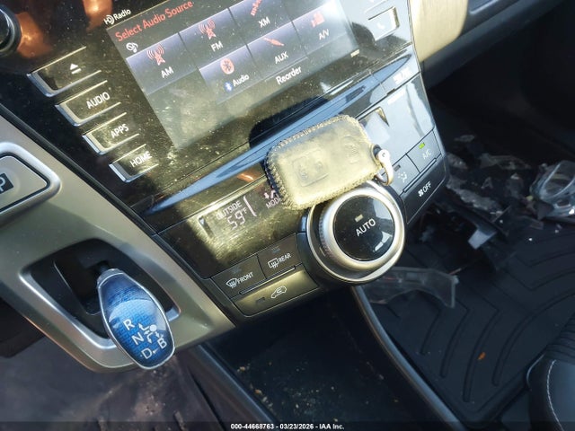 2015 TOYOTA PRIUS V JTDZN3EUXFJ028185 Photo 10