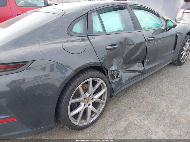 WP0AA2YA7TL001384 Porsche PANAMERA 4