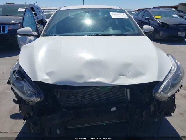 44668777 :رقم المزاد ، 3KPF24ADXLE158919 vin ، 2020 Kia Forte Fe مزاد بيع