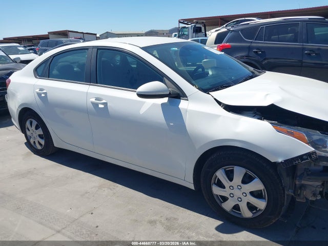 44668777 :رقم المزاد ، 3KPF24ADXLE158919 vin ، 2020 Kia Forte Fe مزاد بيع