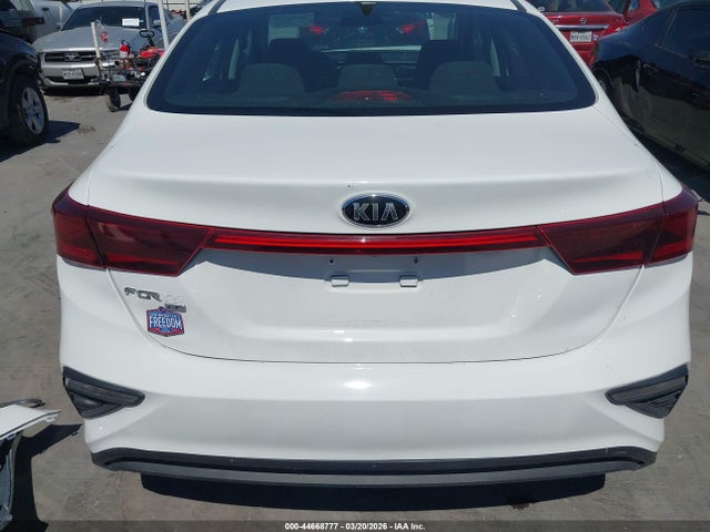44668777 :رقم المزاد ، 3KPF24ADXLE158919 vin ، 2020 Kia Forte Fe مزاد بيع