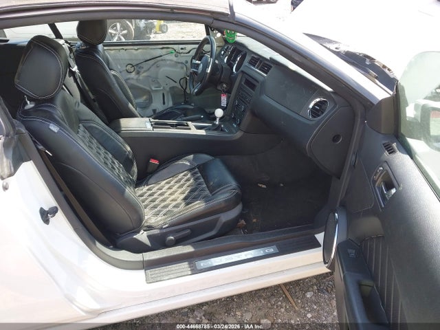 2013 FORD MUSTANG 1ZVBP8FF1D5213740 Photo 4