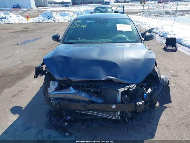 2023 Kia Forte Gt-line მანქანა იყიდება აუქციონზე, vin: 3KPF54AD7PE597699, აუქციონის ნომერი: 44668795
