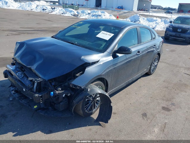 2023 Kia Forte Gt-line მანქანა იყიდება აუქციონზე, vin: 3KPF54AD7PE597699, აუქციონის ნომერი: 44668795