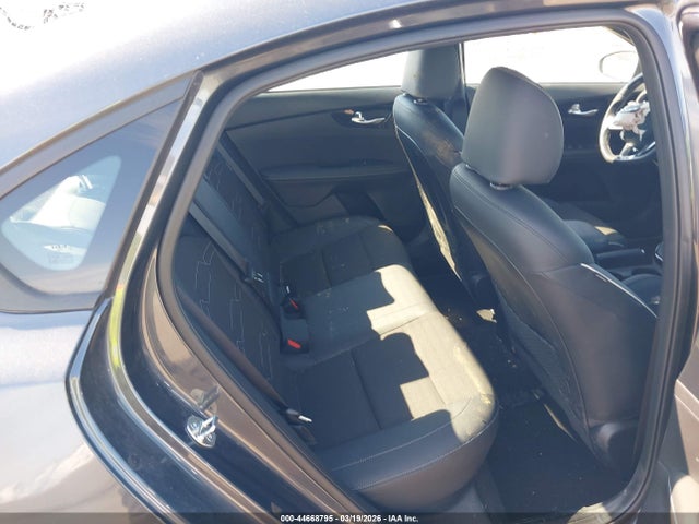 2023 Kia Forte Gt-line მანქანა იყიდება აუქციონზე, vin: 3KPF54AD7PE597699, აუქციონის ნომერი: 44668795