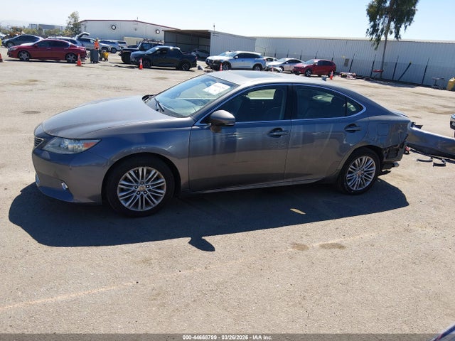 44668799 :رقم المزاد ، JTHBK1GGXE2118191 vin ، 2014 Lexus Es 350 مزاد بيع