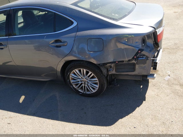 44668799 :رقم المزاد ، JTHBK1GGXE2118191 vin ، 2014 Lexus Es 350 مزاد بيع