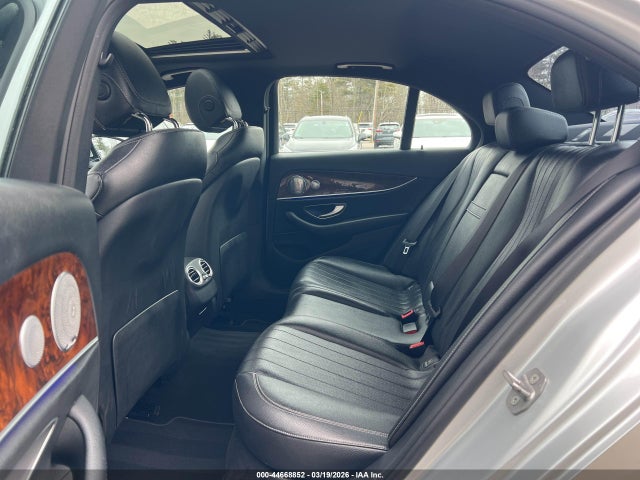 2017 MERCEDES-BENZ E 300 WDDZF4KB5HA068270 Photo 7