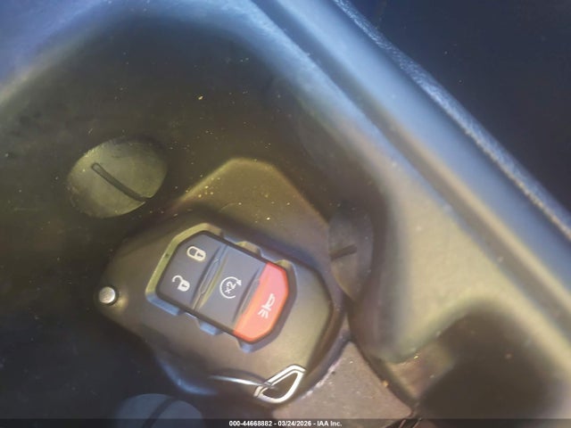 44668882 :رقم المزاد ، 1C4JJXP69PW557369 vin ، 2023 Jeep Wrangler 4xe Sahara 4x4 مزاد بيع