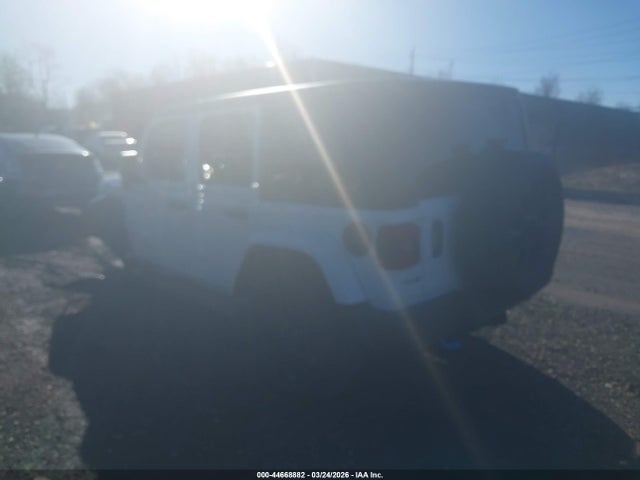 44668882 :رقم المزاد ، 1C4JJXP69PW557369 vin ، 2023 Jeep Wrangler 4xe Sahara 4x4 مزاد بيع