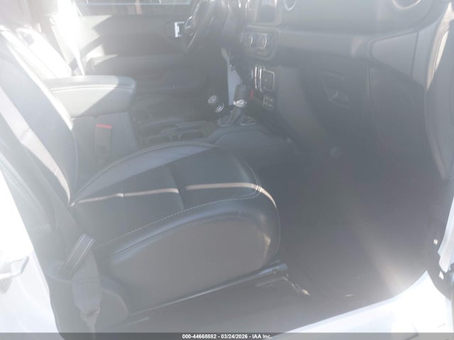 44668882 :رقم المزاد ، 1C4JJXP69PW557369 vin ، 2023 Jeep Wrangler 4xe Sahara 4x4 مزاد بيع