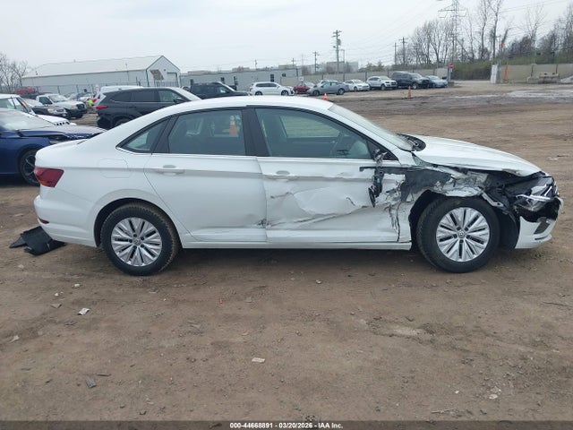 Продаж на аукціоні авто 2019 Volkswagen Jetta 1.4t R-line/1.4t S/1.4t Se, vin: 3VWC57BU7KM073810, номер лоту: 44668891