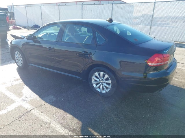 44668906 :رقم المزاد ، 1VWAP7A32DC126430 vin ، 2013 Volkswagen Passat S مزاد بيع