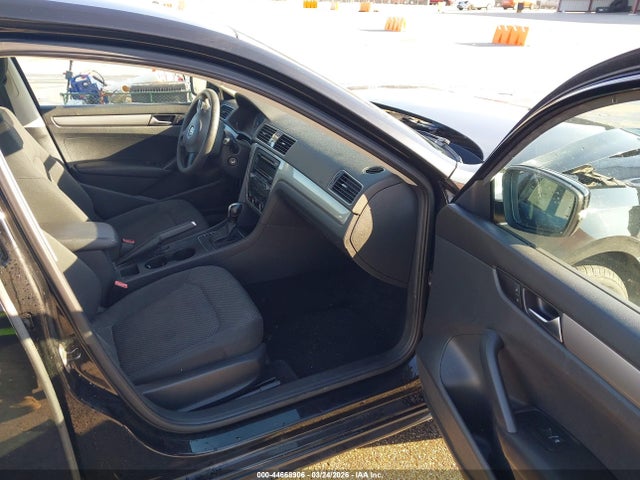 44668906 :رقم المزاد ، 1VWAP7A32DC126430 vin ، 2013 Volkswagen Passat S مزاد بيع