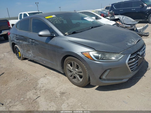 2018 5NPD84LF8JH258336 main image