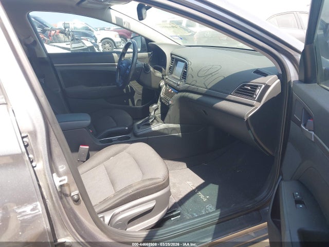 Hyundai Elantra Value Edition 2018 5NPD84LF8JH258336 Image 5
