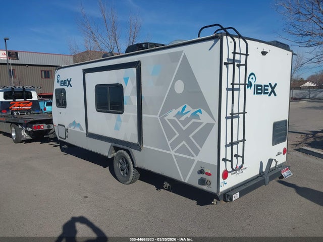 4X4TBXU10MR130908 Ibex By Forest River M-19qbs