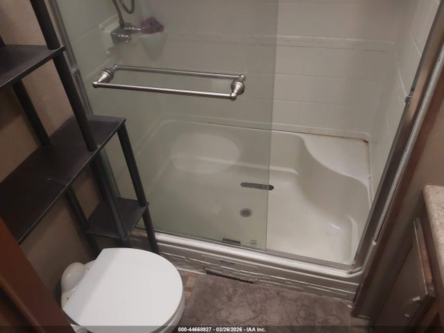 Продажа на аукционе авто 2017 Coachmen Chaparral, vin: 5ZT3CH2BXHA315555, номер лота: 44668927