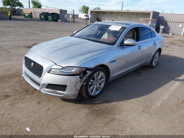 2016 JAGUAR XF SAJBD4BV8GCY11133 Photo 1