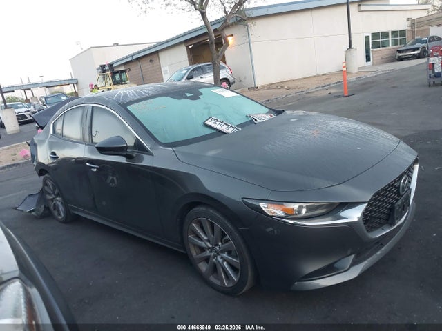 3MZBPADL7KM112564 Mazda Mazda3 Preferred Package
